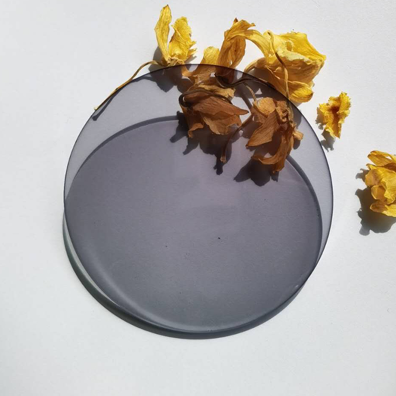 1.67 調光レンズ SHMC