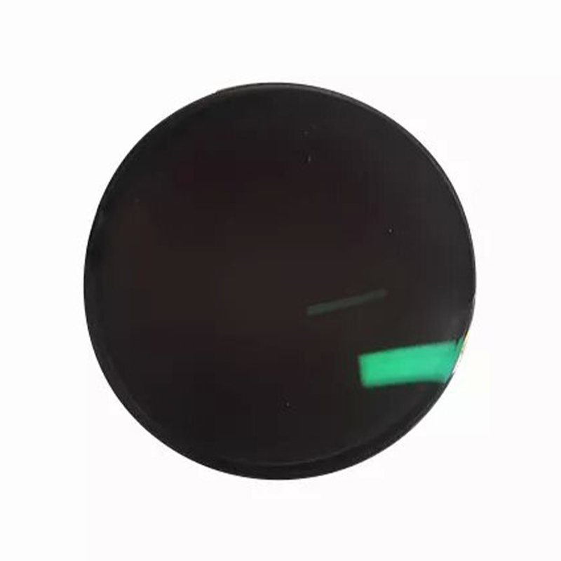 1.56 半完成調光レンズ