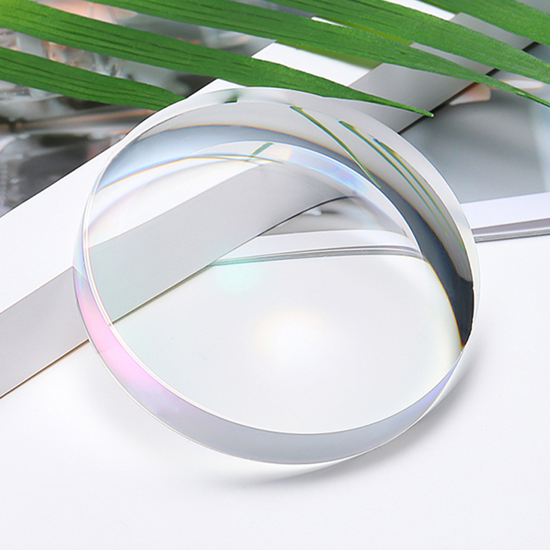 1.56 半完成単焦点レンズ